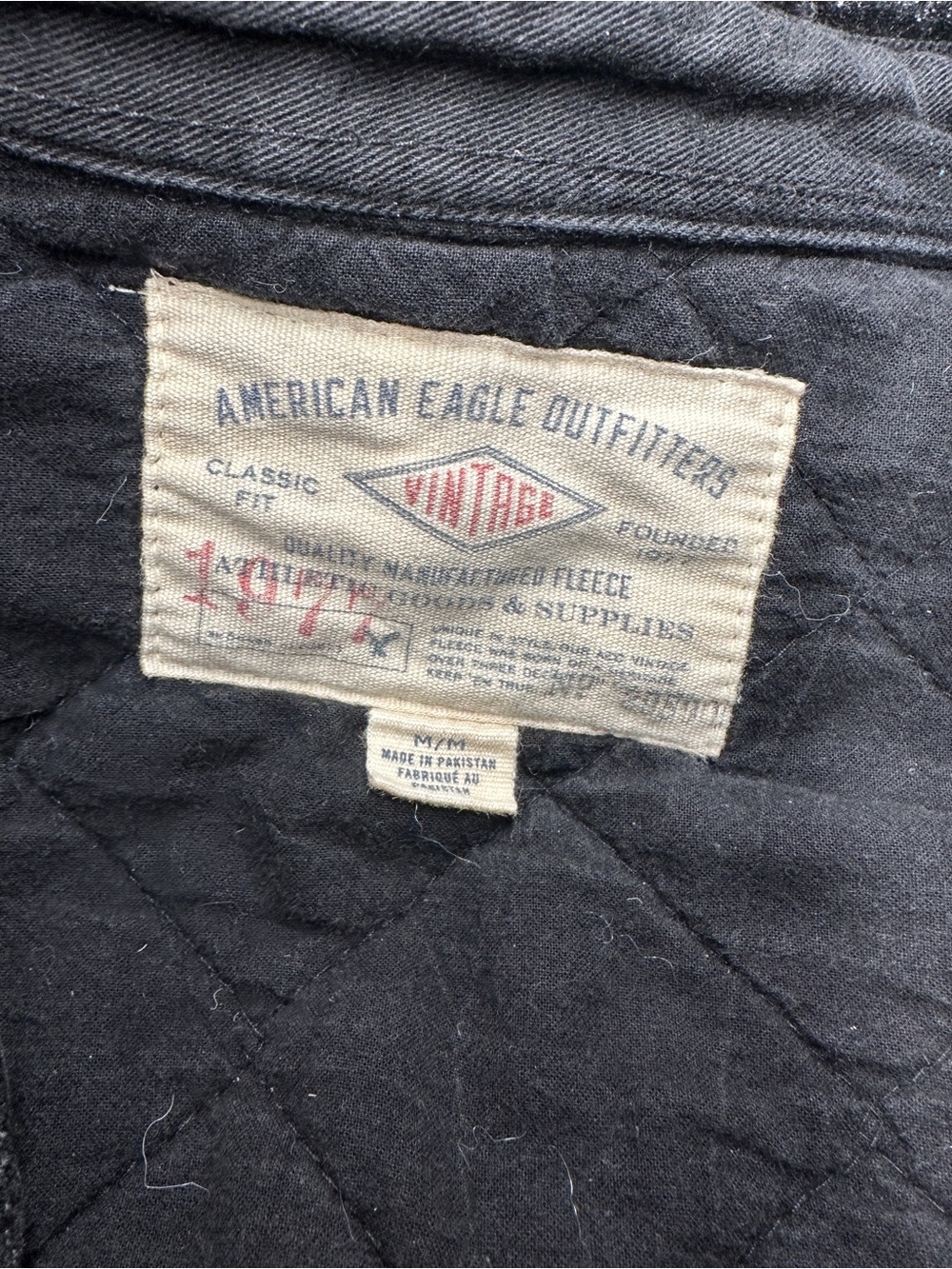 American Eagle Outfitters Black Quilted Button-Down Shirt Jacket - Picture 3 of 9